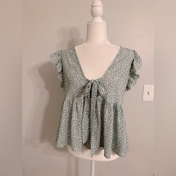SHEIN Tops - Green Patterned Women's Top